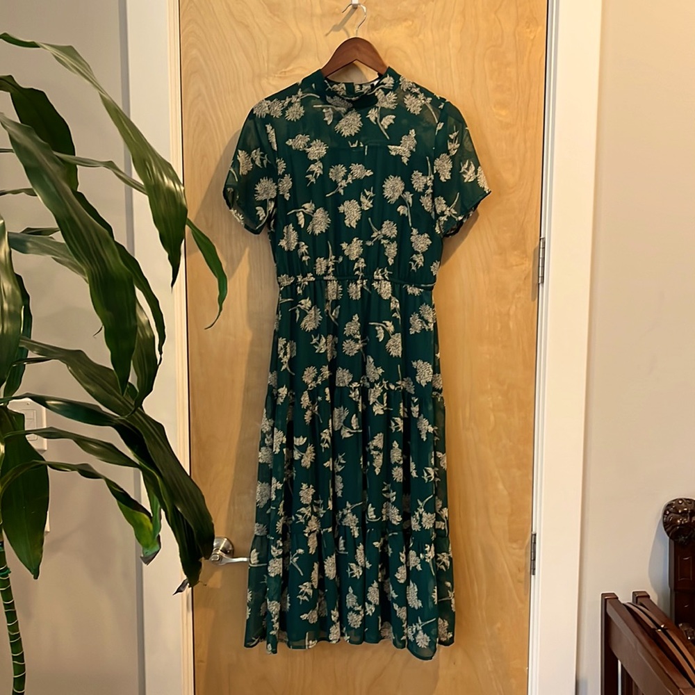 Green Lulus Midi dress, size S